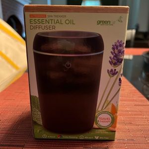 *NEW* Never opened!  Spa trekker portable essential oil diffuser